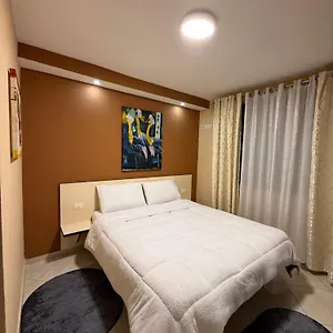 guesthouse-m-and-s.hotels-in-tirana.com/